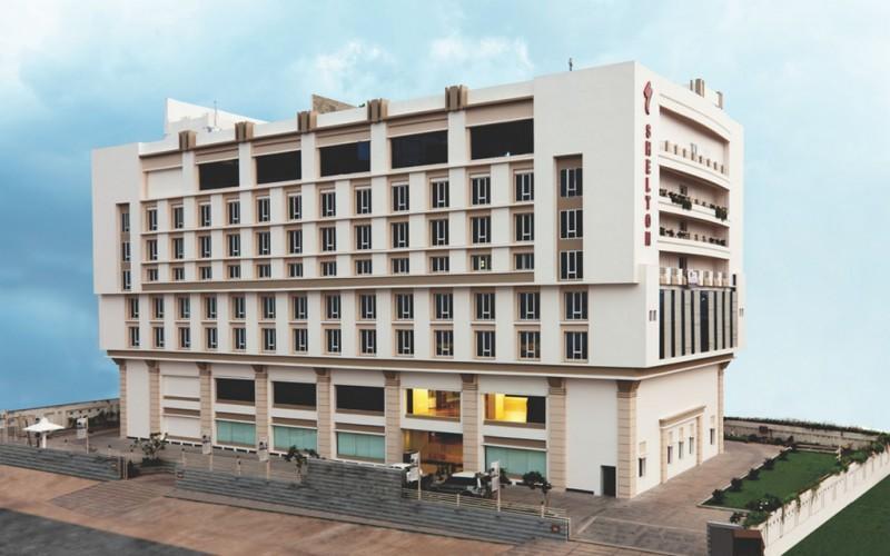 Hotel Shelton ราจาห์มันดรี ภายนอก รูปภาพ
